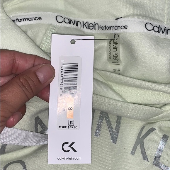 Performance Metallic Logo Drawstring Raglan Hoodie - Picture 9 of 9